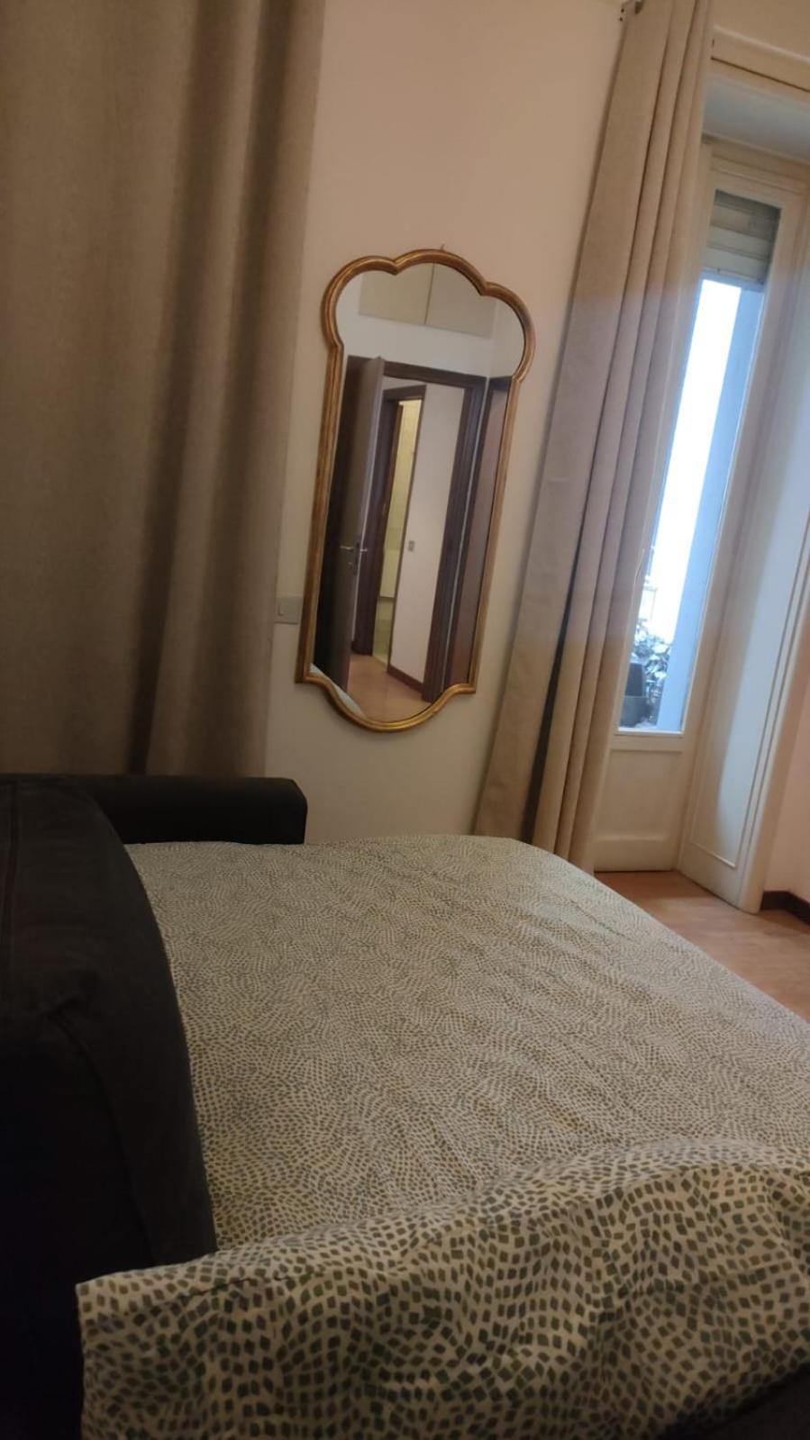 Very Big Apartment At 3 Minutes On Foot From Duomo Cathedral Milano Ngoại thất bức ảnh